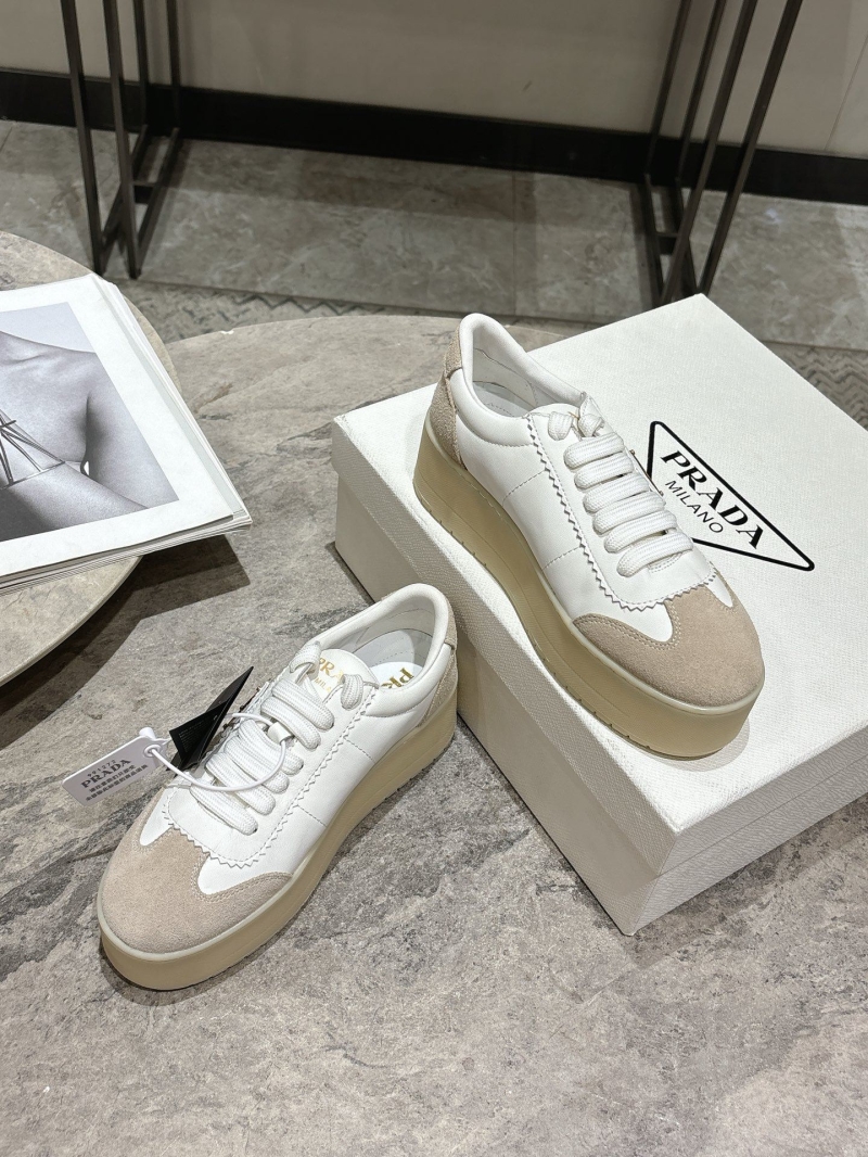 Pra*a sneakers
